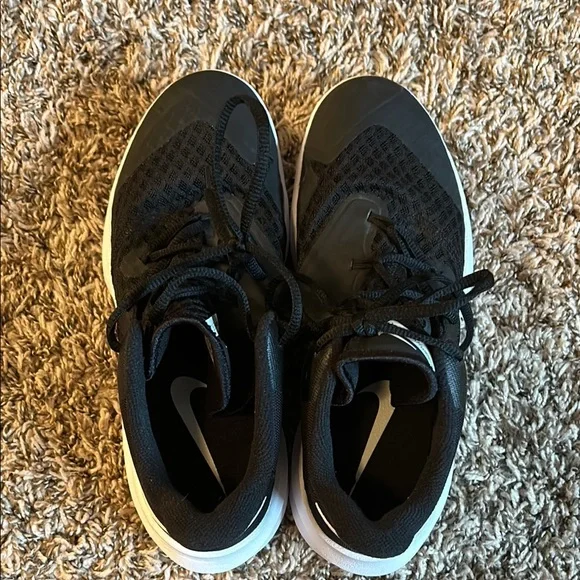 Nike Zoom Hyper Speed Court Volleyball Shoes - Picture 11 of 13